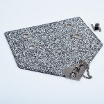 Dreieckige DG-Taschenabdeckung mit Herzpfeilverschluss(BA000553) Farbe Ασημί / Silver
